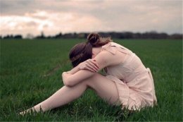 为什么很多妻子，在老公出轨后迟迟走不出来？